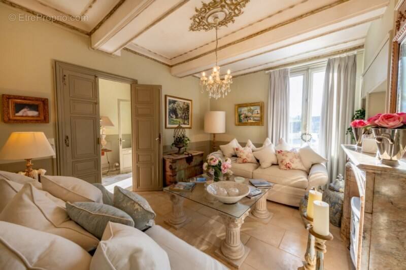 Maison à BIZE-MINERVOIS
