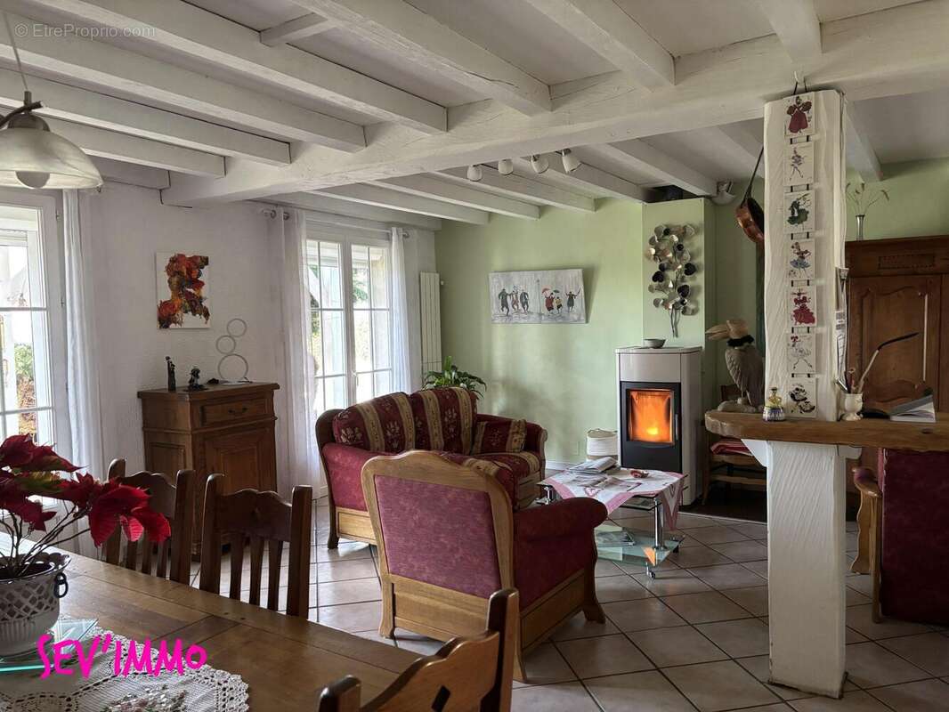 Maison à MARCENAT