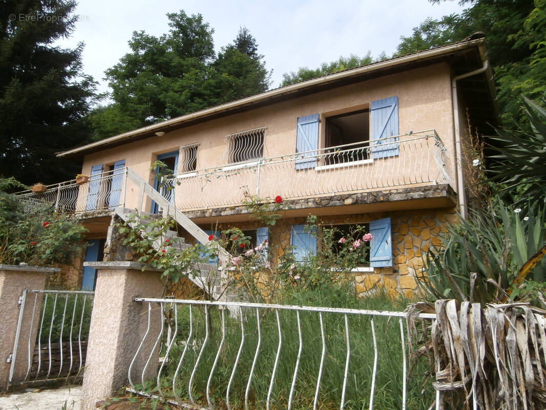 Maison à CHAMPIER