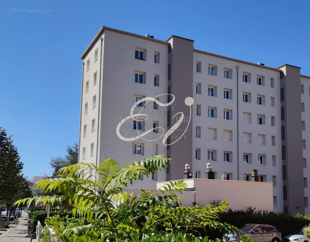Appartement à CALUIRE-ET-CUIRE