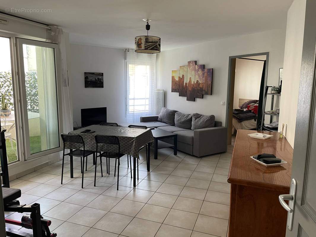 Appartement à MARSEILLE-10E