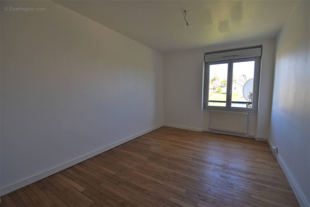 Appartement à LUBERSAC