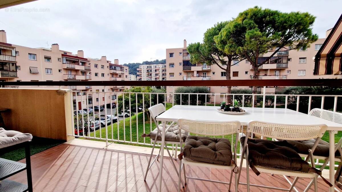 Appartement à ROQUEBRUNE-CAP-MARTIN