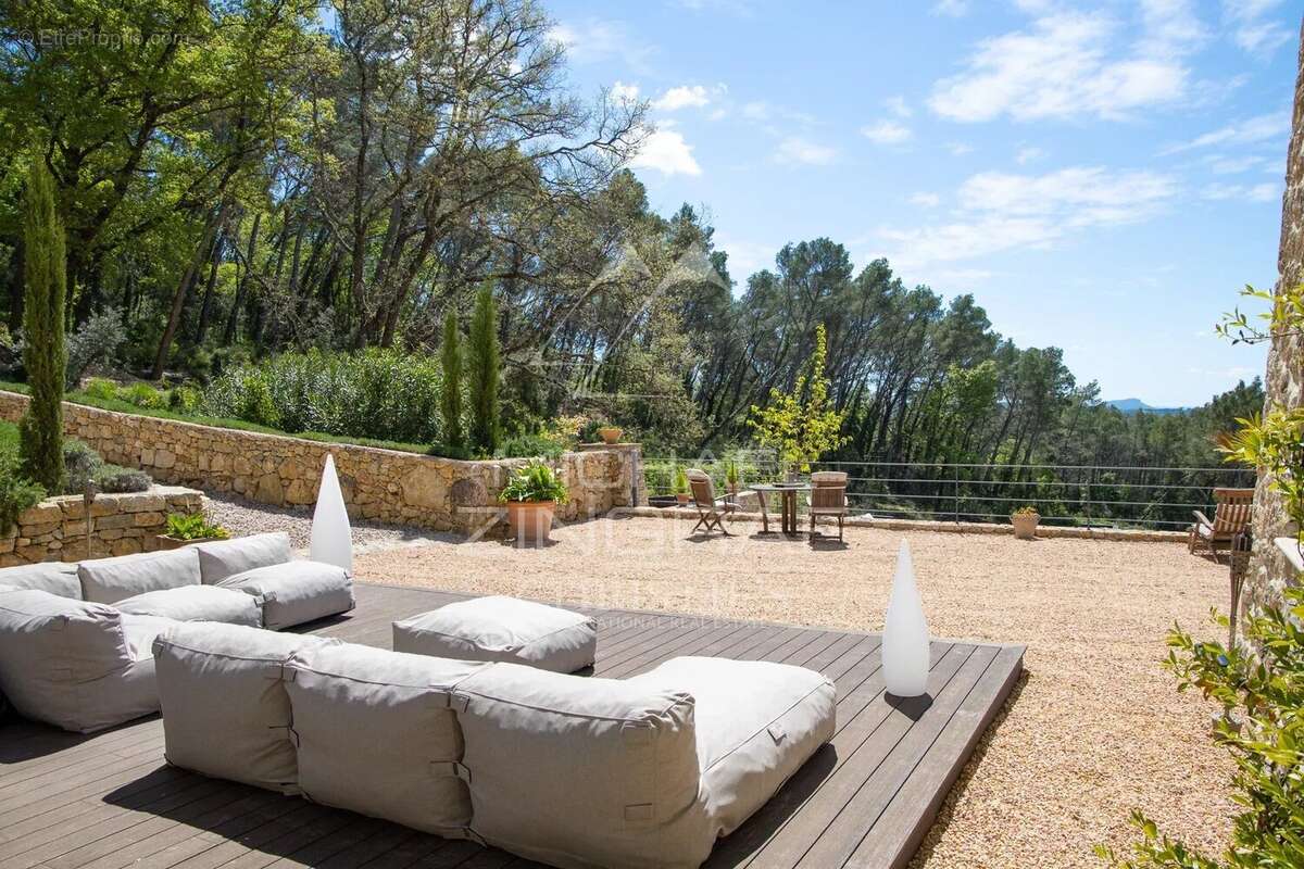 Maison à FAYENCE