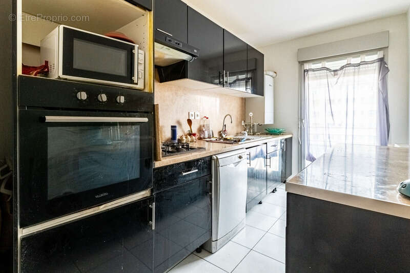 Appartement à CHENOVE