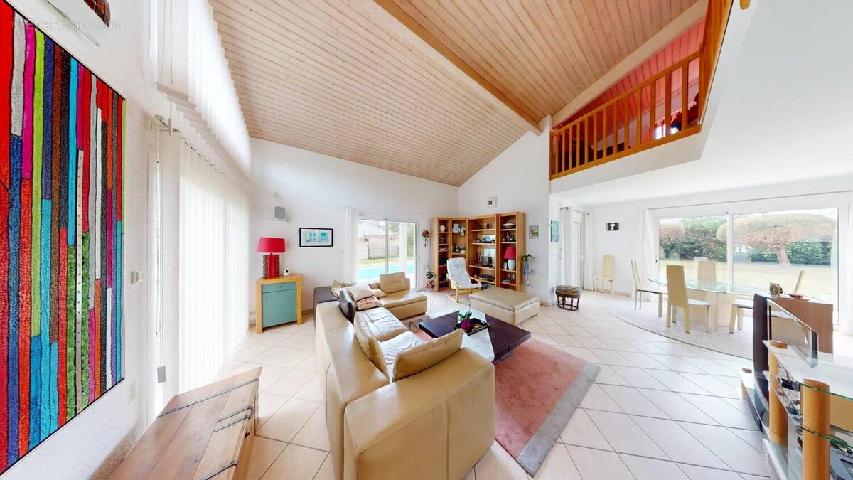 Maison à PESSAC