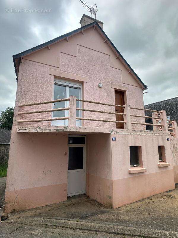 Maison à LANGOELAN