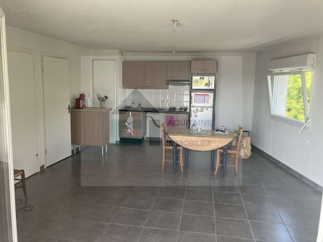Appartement à LE HAILLAN