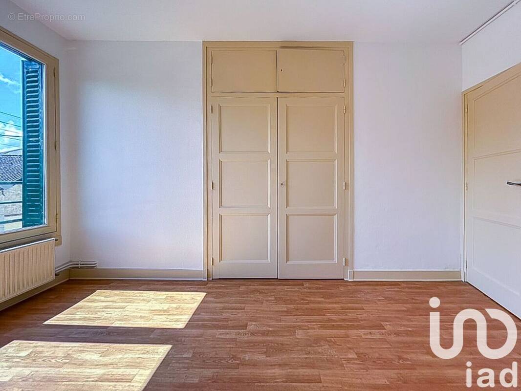 Photo 1 - Appartement à SAINT-LEONARD-DE-NOBLAT