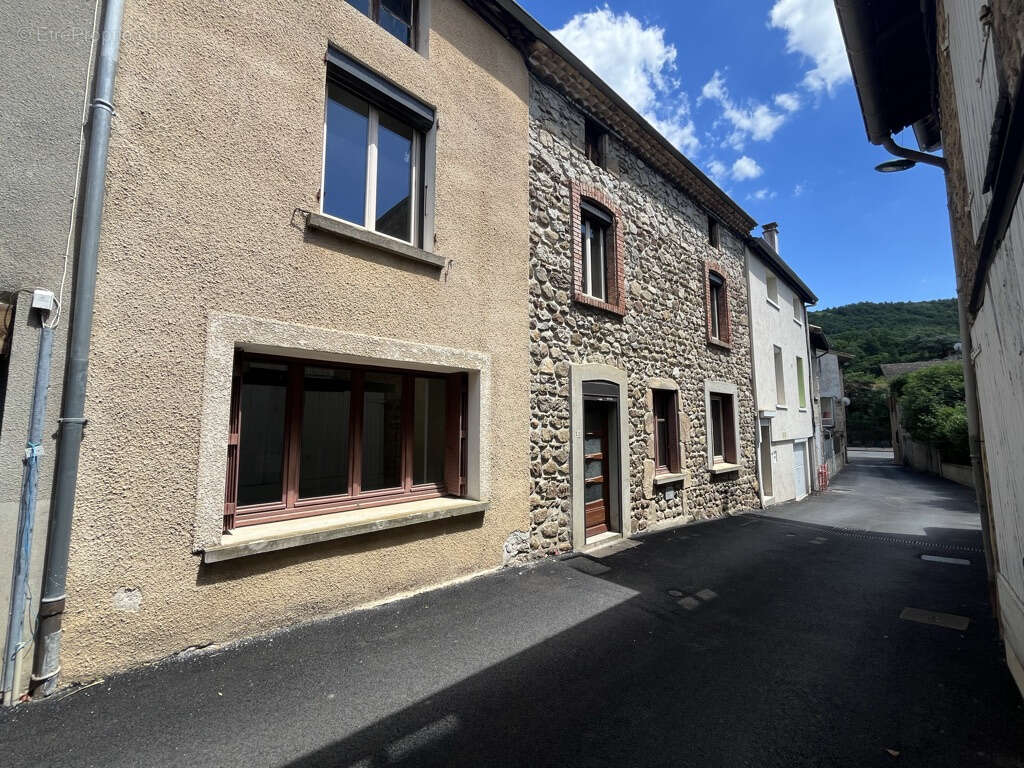 Maison à SAINT-DESIRAT