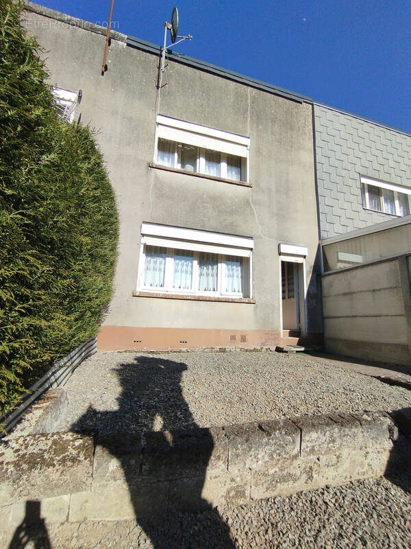 Maison à FOURMIES