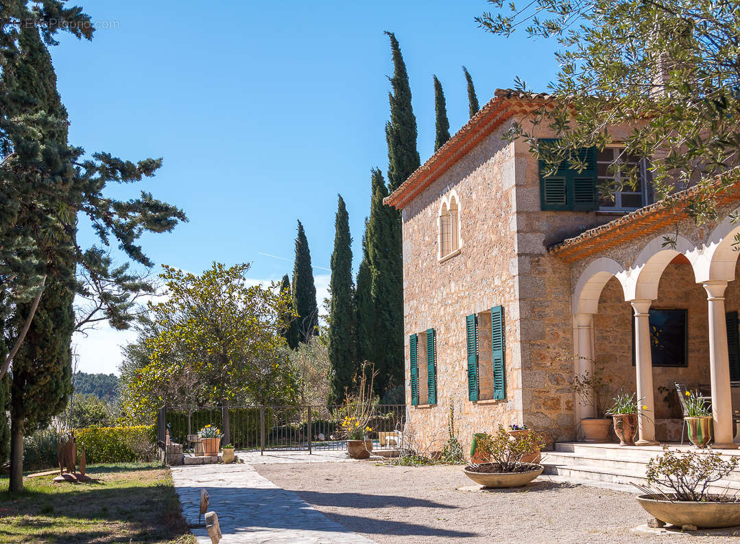 Maison à SEILLANS