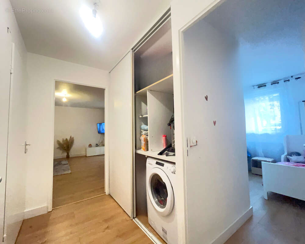 Appartement à AMBARES-ET-LAGRAVE