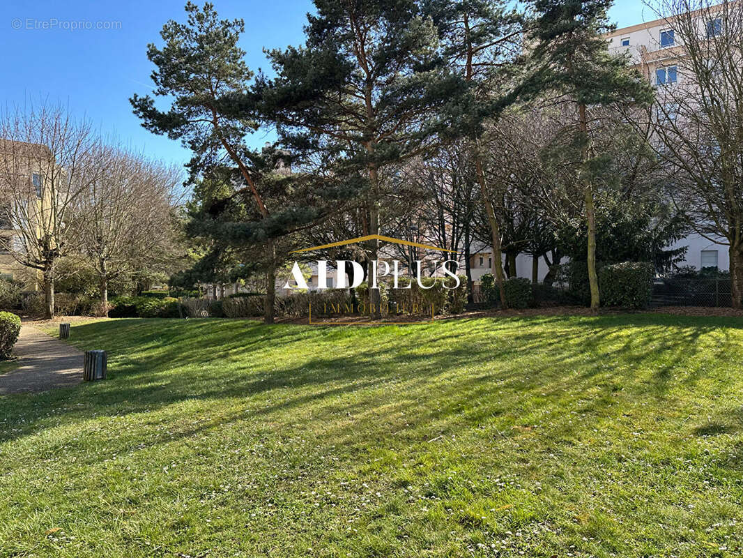 Appartement à ERMONT