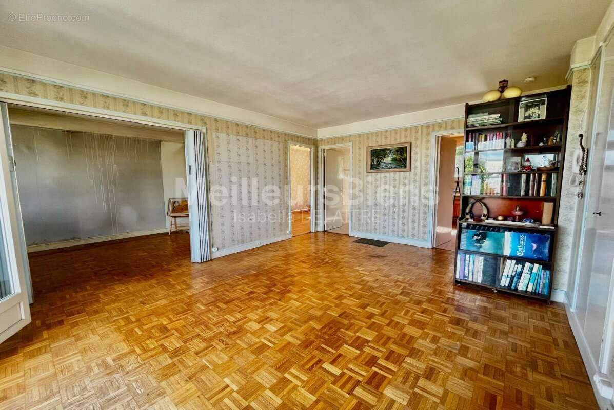 Appartement à SEVRES