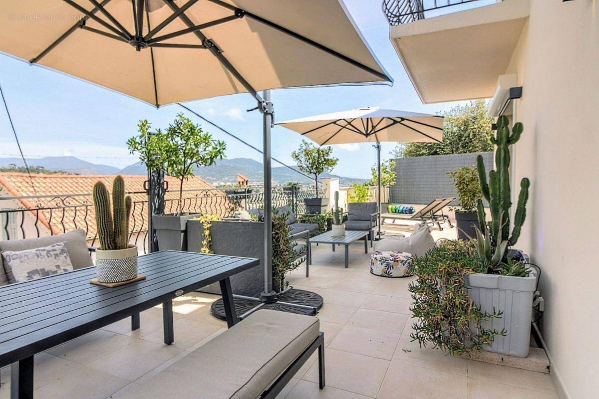 Appartement à NICE