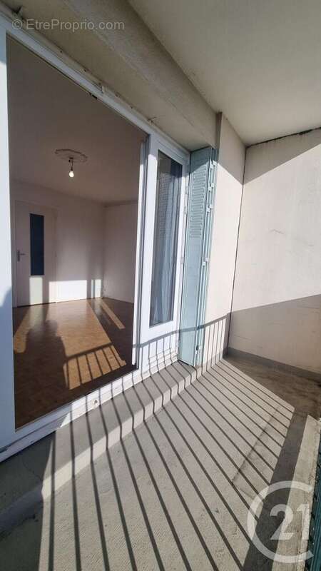 Appartement à MOULINS