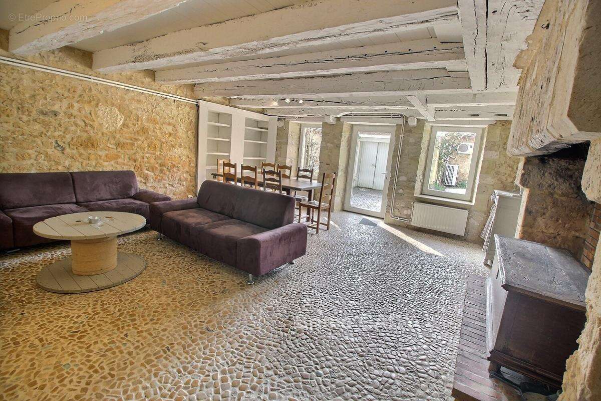 Maison à LALINDE