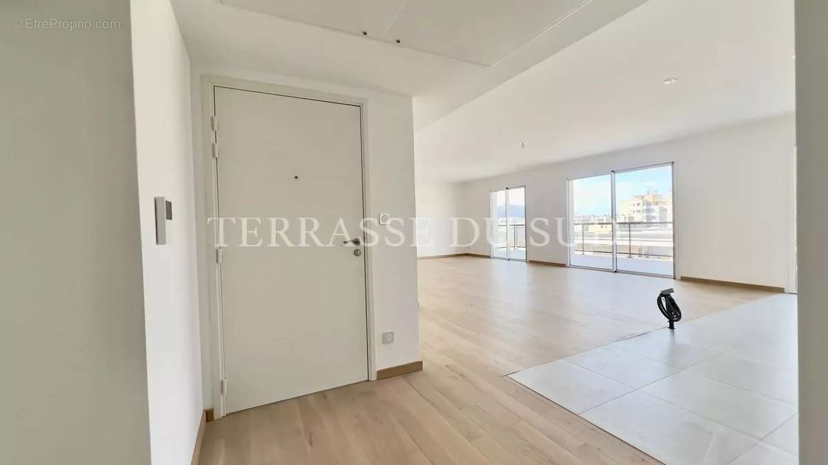 Appartement à MARSEILLE-8E