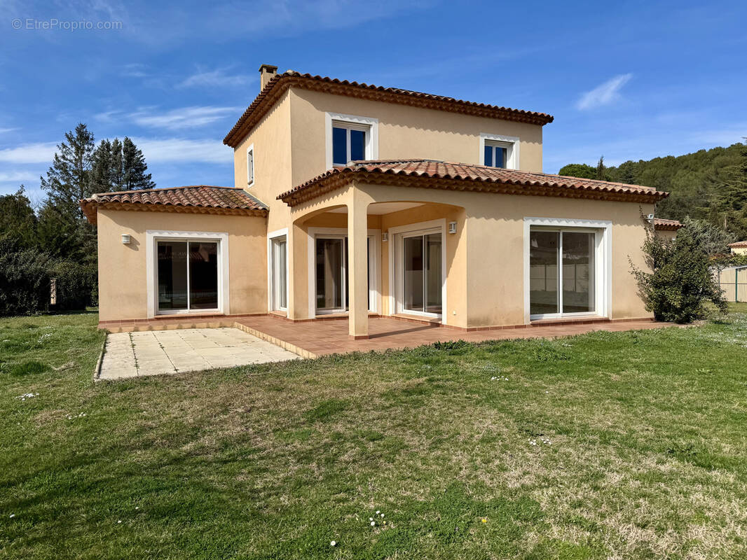 Maison à CABRIES