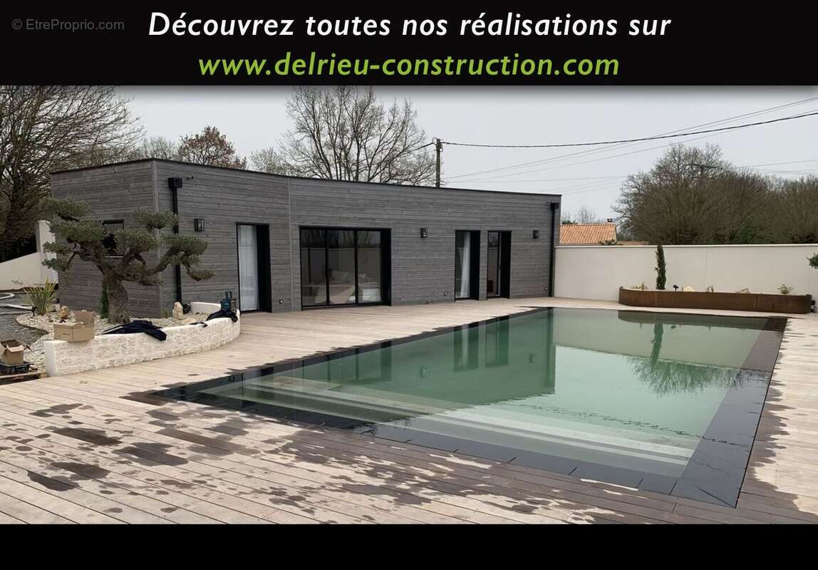 Terrain à VERINES