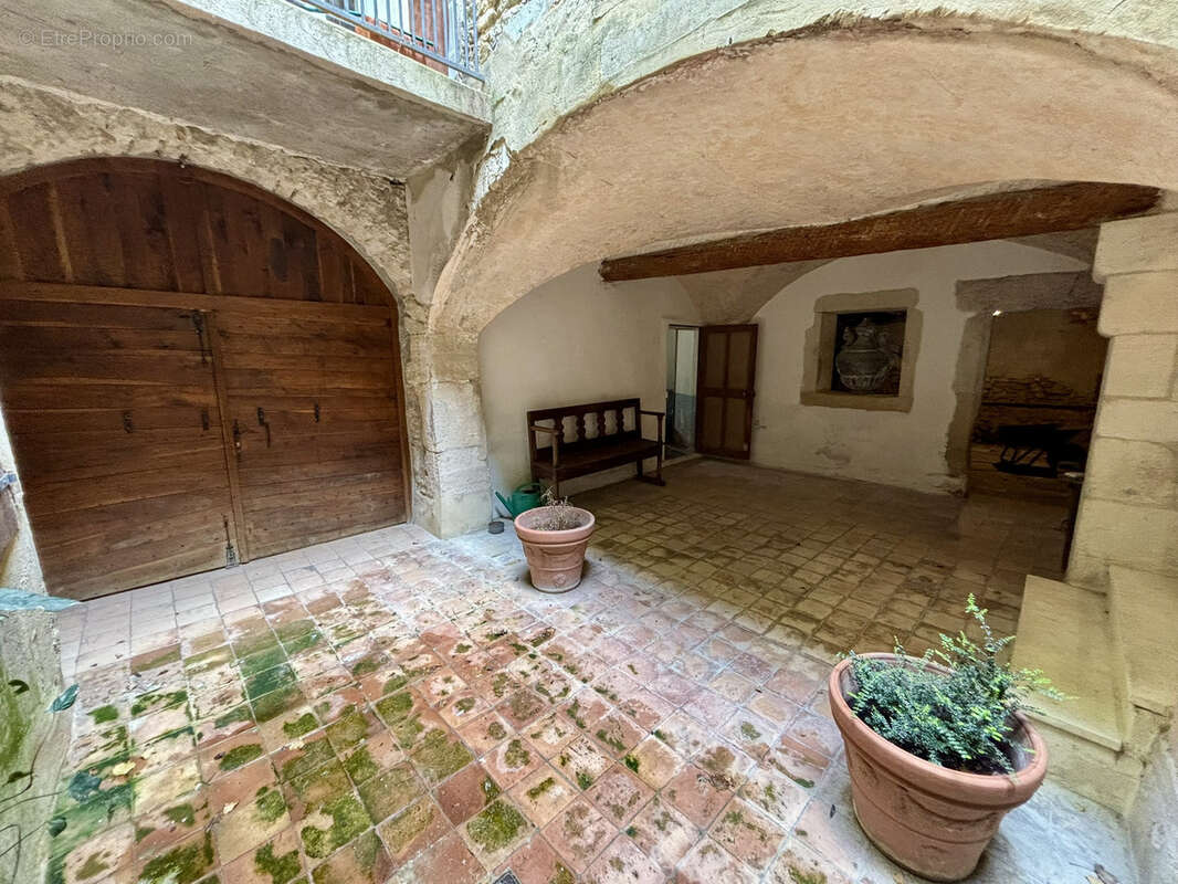 Maison à GRIGNAN