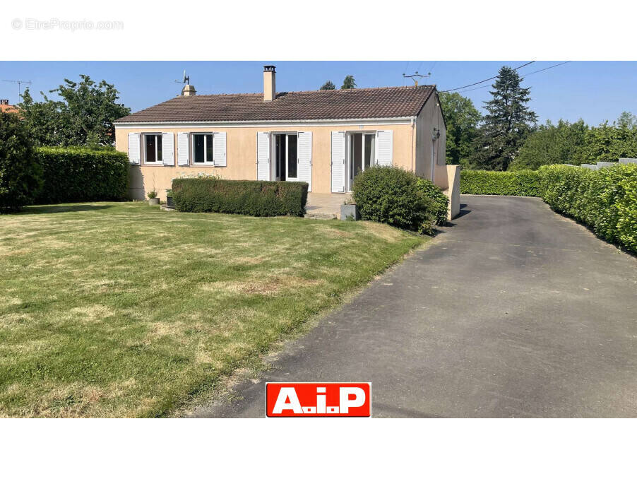 Maison à CHEFFOIS
