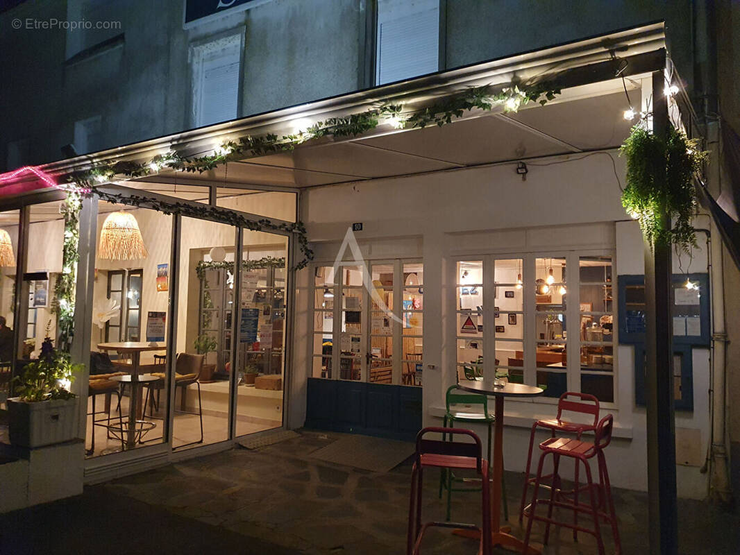 Commerce à MONTJEAN-SUR-LOIRE