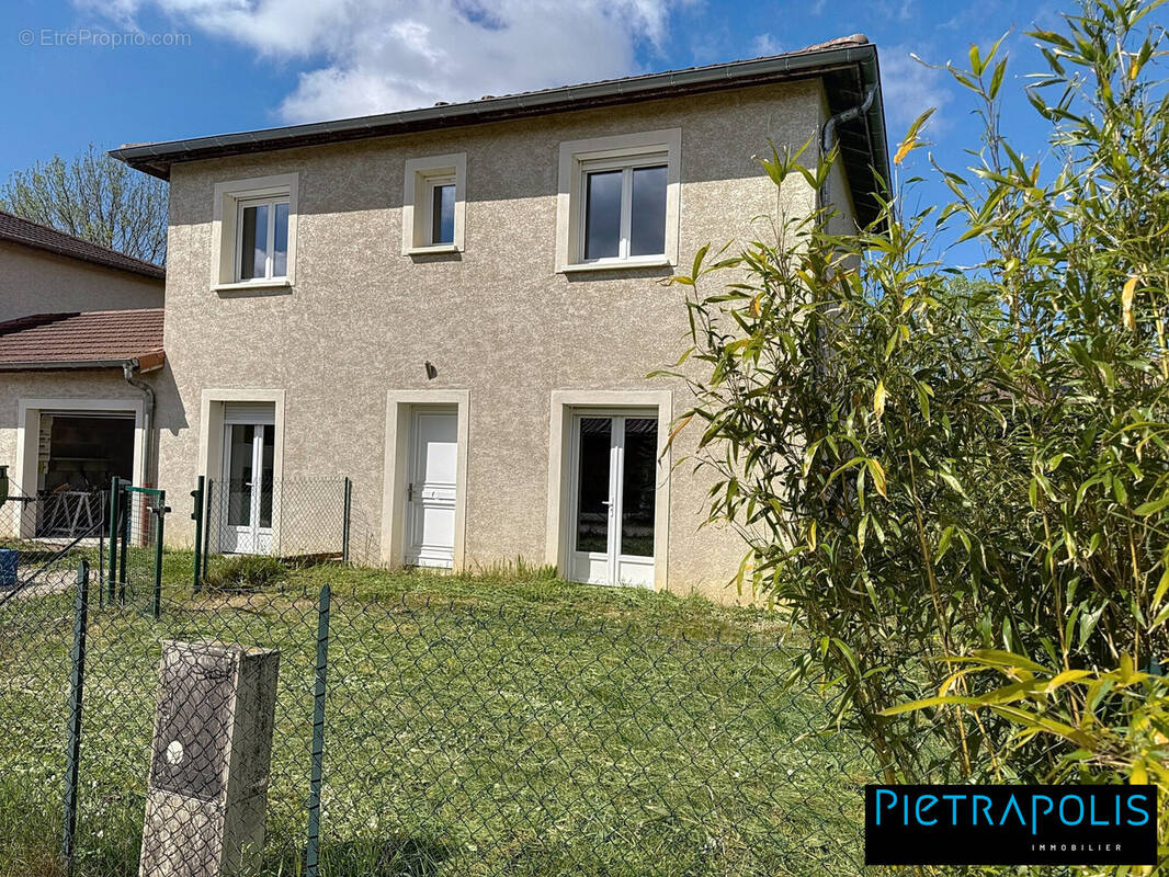 Maison à VIRIAT