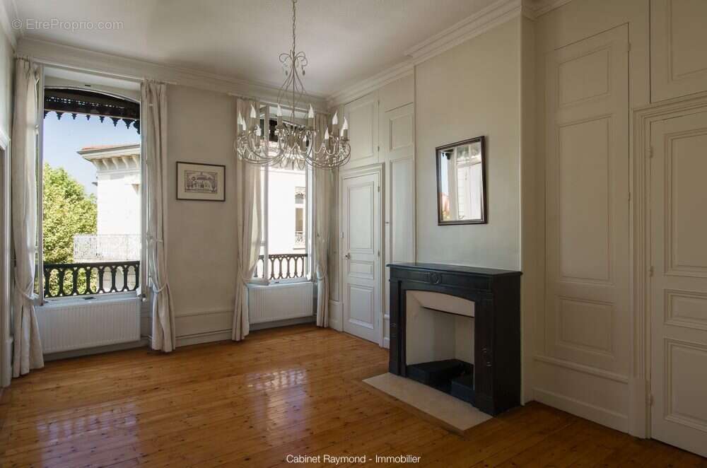 Appartement à VOIRON