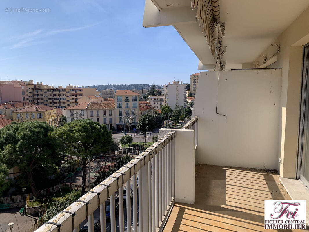 Appartement à MENTON