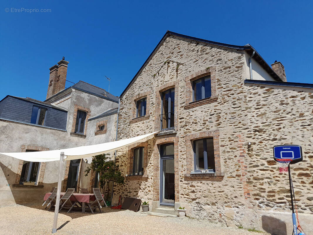 Maison à CHATEAU-GONTIER