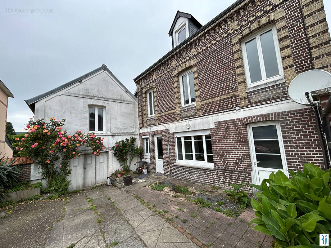 Maison à PETIT-COURONNE