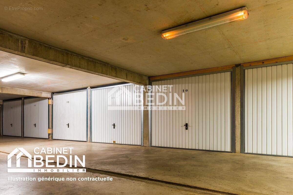 Parking à BLAGNAC