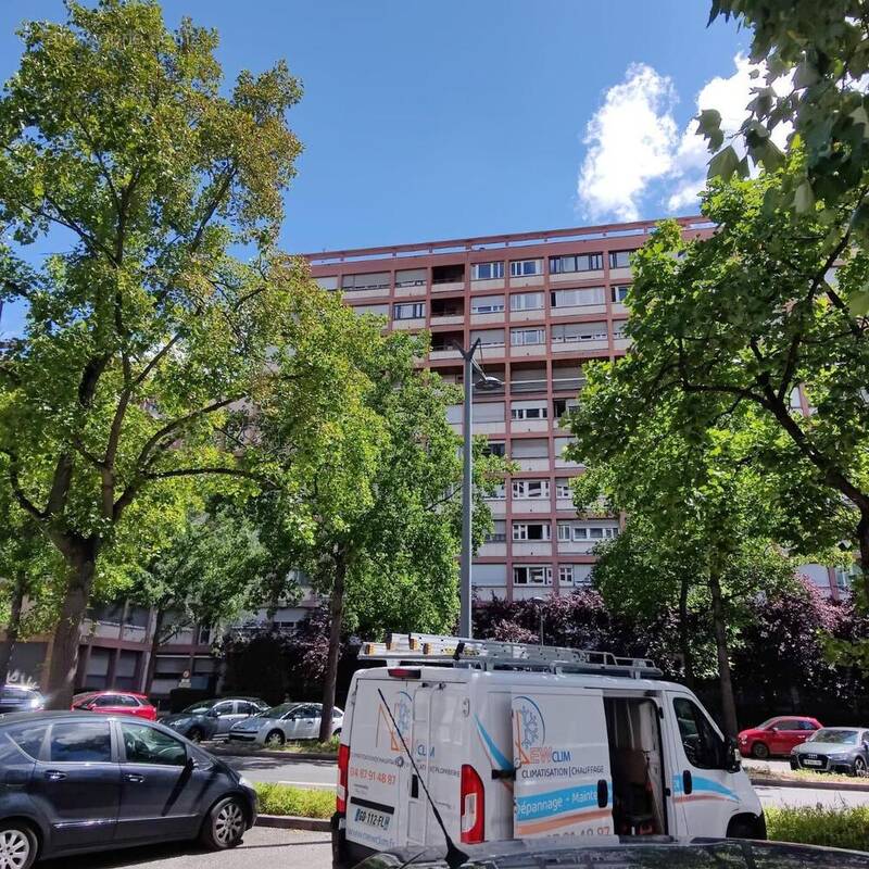   - Appartement à LYON-6E