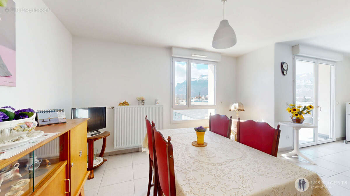 Appartement à ECHIROLLES