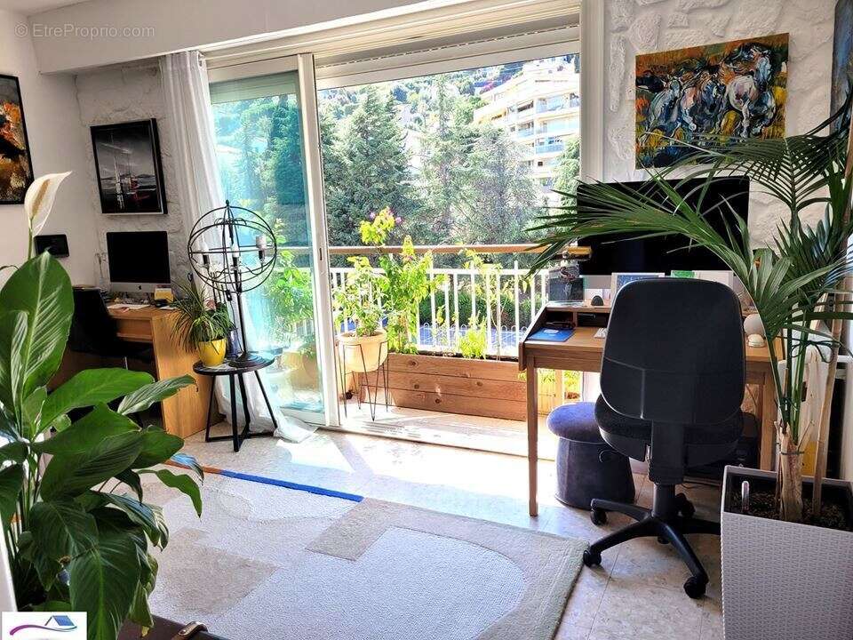 Appartement à MANDELIEU-LA-NAPOULE