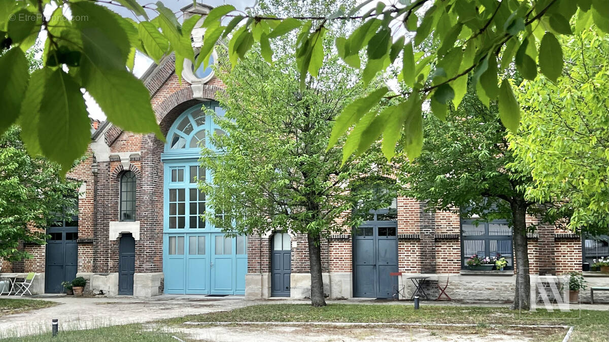 Autre à SAINTE-SAVINE
