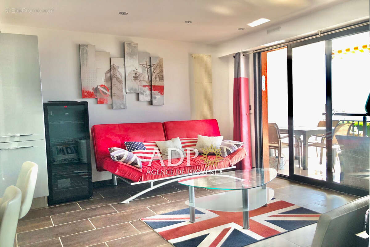 Appartement à MANDELIEU-LA-NAPOULE