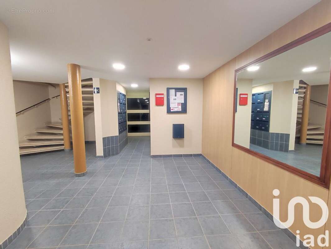 Photo 6 - Appartement à LE PLESSIS-BELLEVILLE