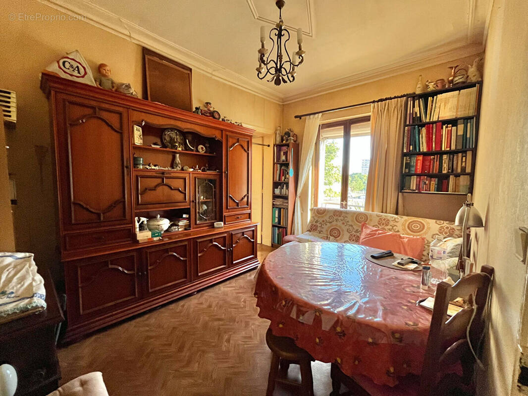 Appartement à SAINT-DENIS