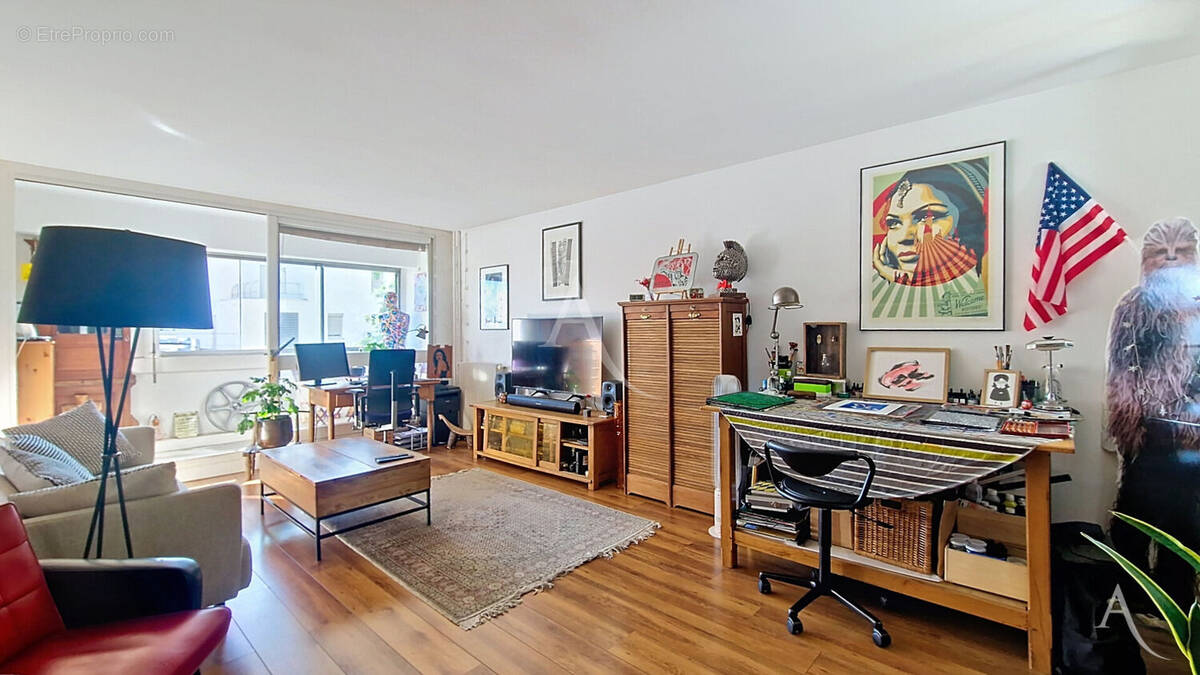 Appartement à PARIS-20E