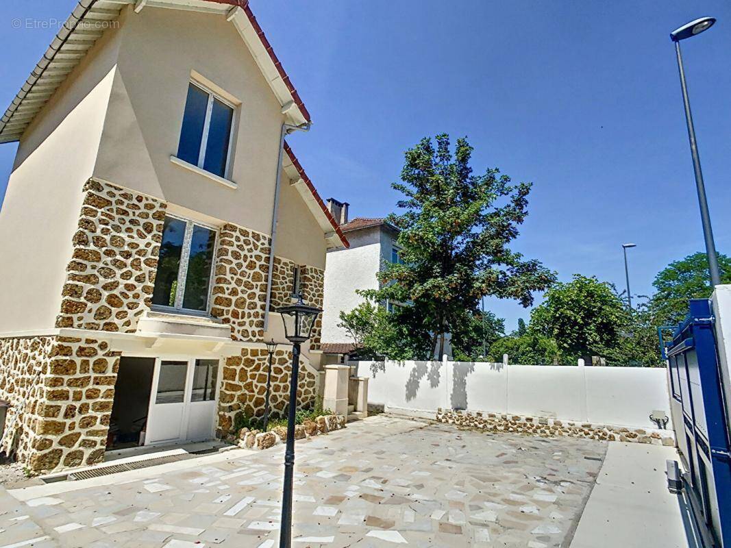 Maison à MASSY