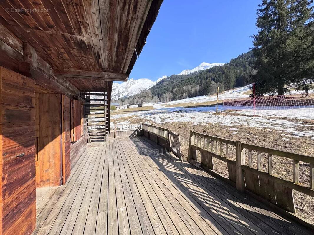 Maison à LA CLUSAZ