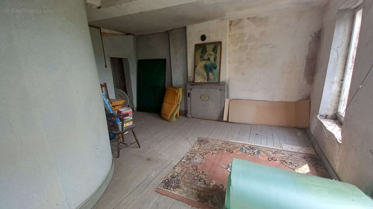 Appartement à ETREAUPONT