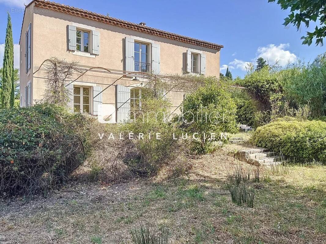 Maison à MAUSSANE-LES-ALPILLES