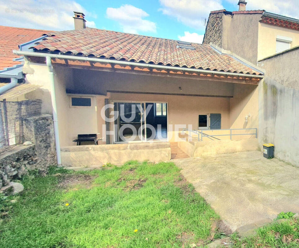 Maison à LABEGUDE