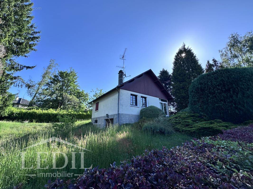 Maison à SEILHAC