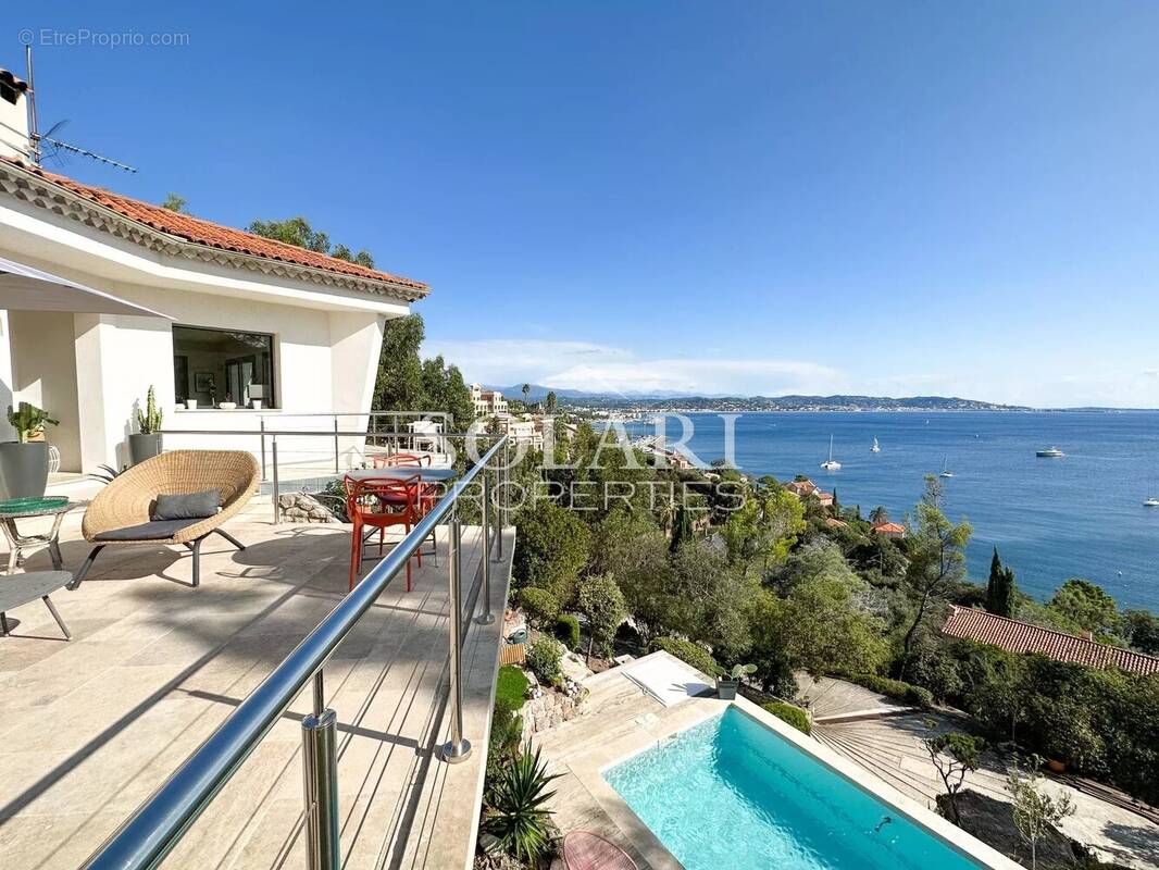 Maison à THEOULE-SUR-MER