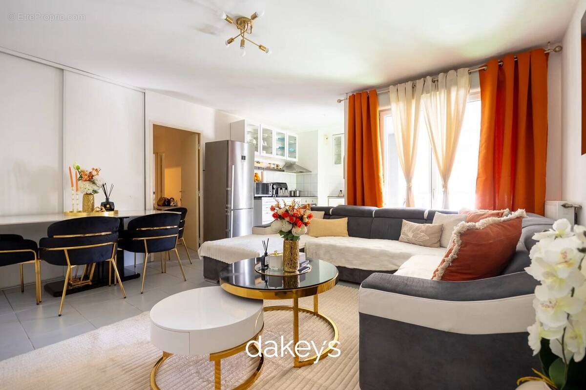 Appartement à MARSEILLE-2E